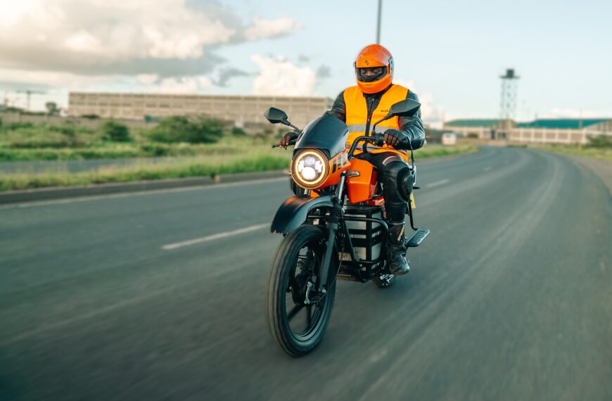 Roam Launches Gen 3 Electric Motorcycle with Smart Durable Battery
