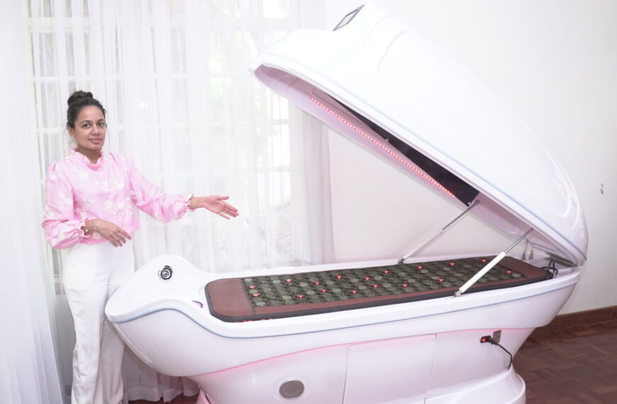 How Moxibustion and Photobiomodulation are Redefining Modern Integrative Recovery